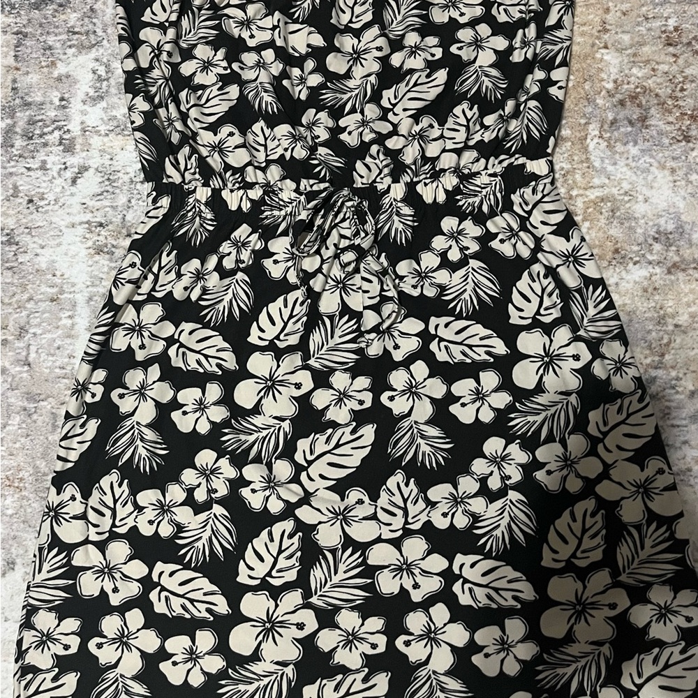 Ardene Basic Black and White Floral Dress